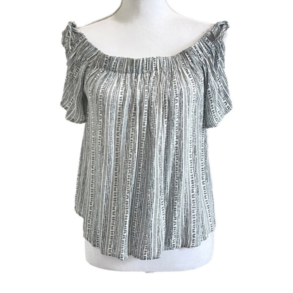 NWT Forever 21 Cold Shoulder Babydoll